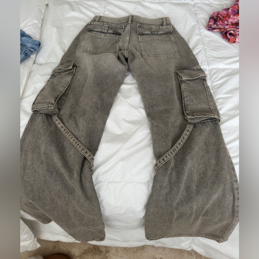 COPY - Zara Cargo pants - Picture 2 of 2